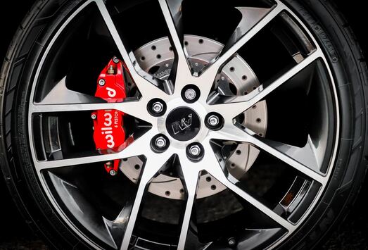 A Comprehensive Guide Choosing the Best Brake Pads for Your Car