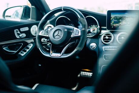 A Comprehensive Guide to Identifying Mercedes COMAND APS Head Units
