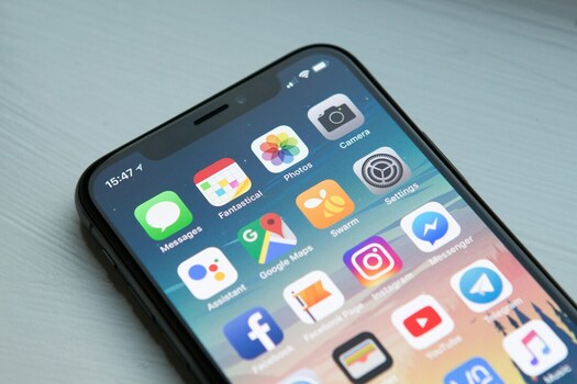 Top iOS Car Apps of 2024: Enhance Your Driving Experience