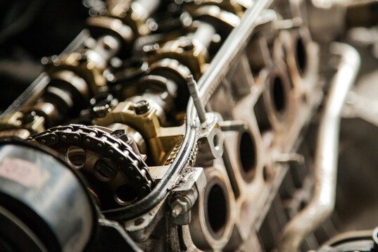 Diving Deep: Unveiling the Dynamics of Internal Combustion Engines in Automotive Evolution