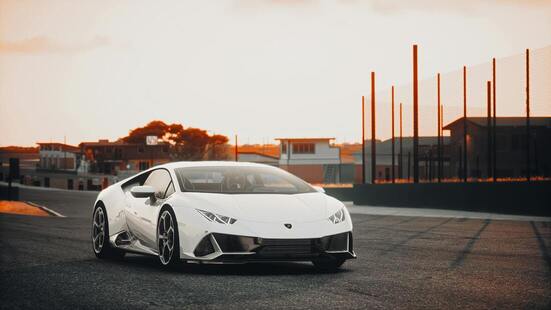 Lamborghini Huracan 5.2 V10 580HP Guide: Specs, Benefits & Tips
