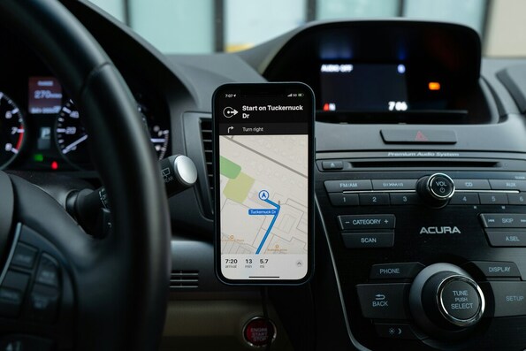 Your Friendly Guide to GPS Vehicle Tracking: How to Monitor Your Car with Precision from Your Smartphone