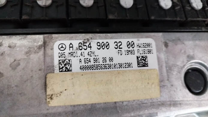 Mercedes-Benz E 300d ECU Bosch MD1CP001 Services: SCR OFF, DPF OFF, NOx OFF for Auto Workshops