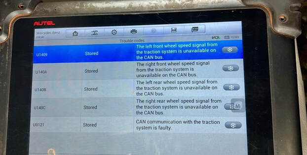 Mercedes E240 ECU SIM271DE Fault Codes U1409, U140C, U140B, U0121 - Expert Solutions & ECU File Services