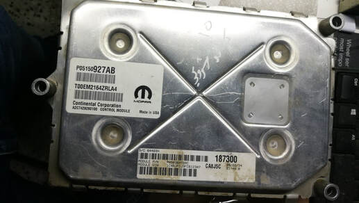 Jeep Grand Cherokee 6.4 ECM Engine Control Module ECU P05150927AB Tuning
