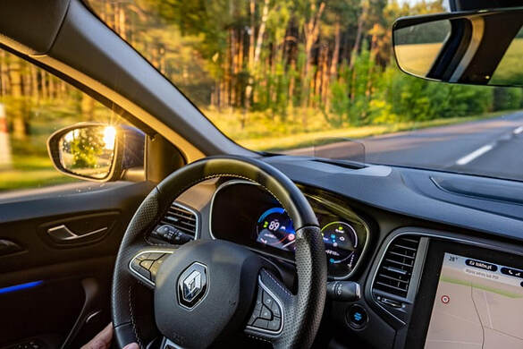 Renault IMMO Services – Expert Solutions for Your Vehicle