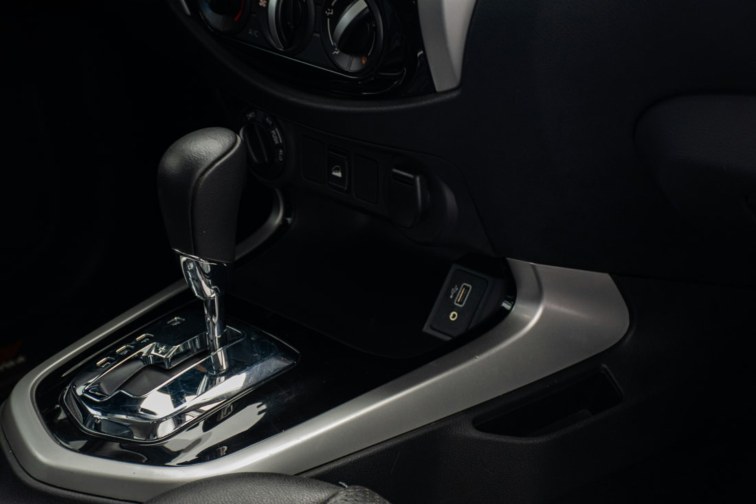 Symptoms of a Bad Automatic Transmission: What to Look For and How to Address Issues
