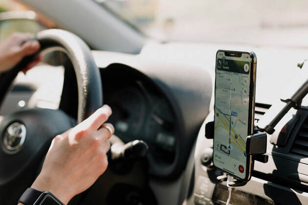 Best Road Trip & Commuting Apps 2024 - Ultimate Guide for Drivers