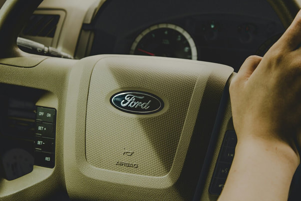 Understanding and Fixing the Ford Airbag Light Issue