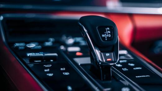Fixing Transmission Control Module (TCM) Problems: A Car Owner’s Guide