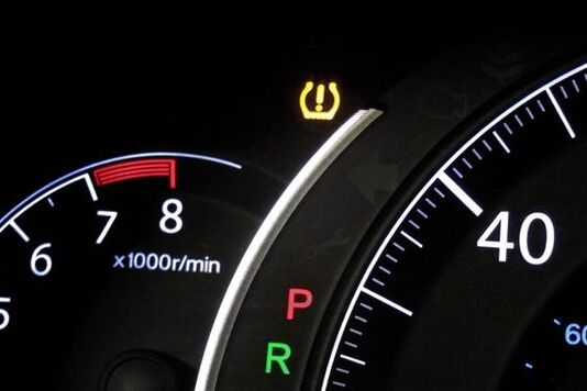 Understanding the Significance of a Blinking Tire Pressure Light