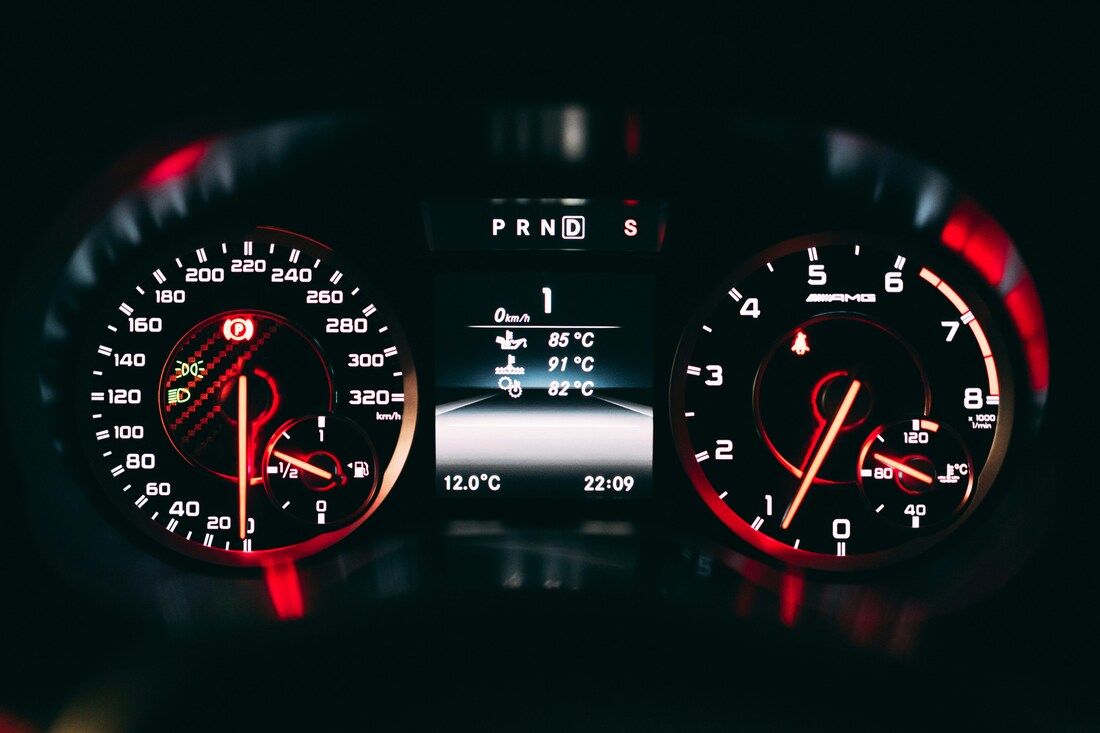 Unleashing the Power - A Friendly Guide to ECU Ignition Timing in Your Ride