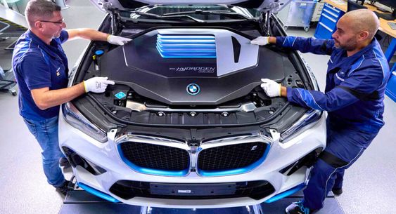 Unlocking the Power of Hydrogen The Future of Fuel Cell Cars Explained | Auto Tuning Blog