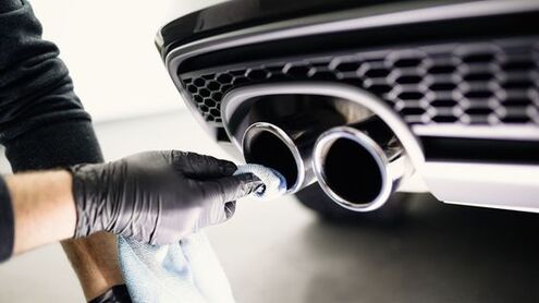 Why is Oil Coming Out of the Exhaust Common Causes and Solutions