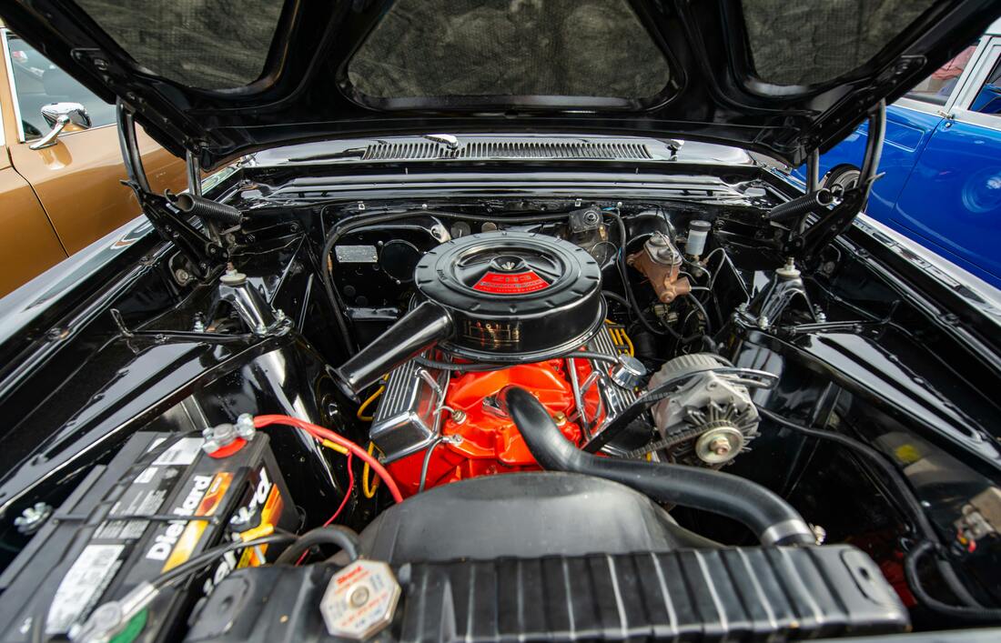 Your Friendly Guide to Spotting and Fixing Valve Cover Gasket Issues in Your Car